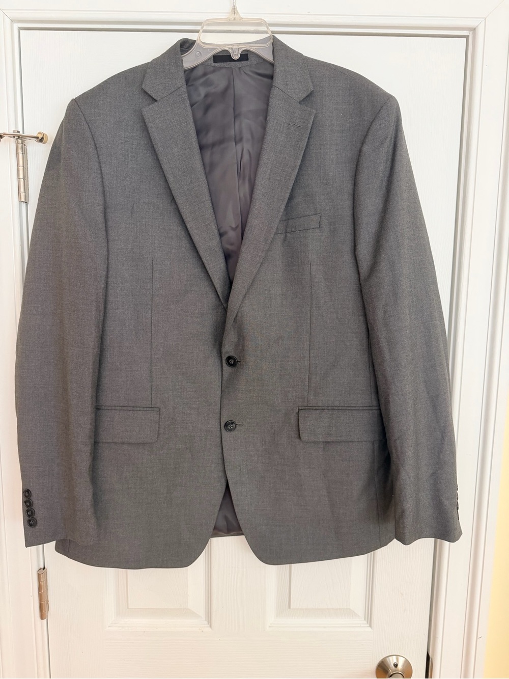 Men's Size 42L "Van Heusen" Gray Two-Button Suit Jacket GUC
